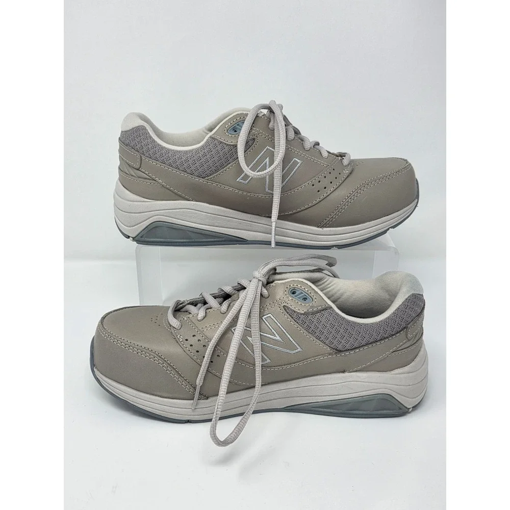 New Balance 928 V3 Womens SIZE 6 2E Wide Walking Shoes Lace Up Sneakers Beige